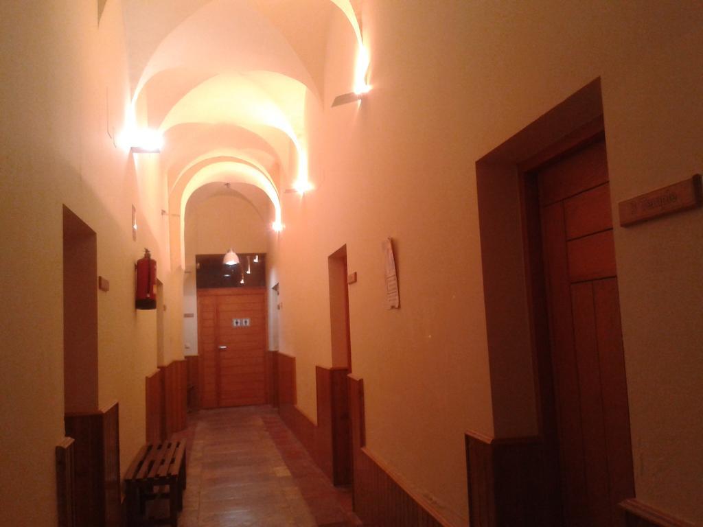 Albergue Convento De San Francisco Сафра Екстериор снимка